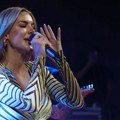 Haljina od 3.000 evra, a na nogama – patike! Marina Visković napravila modni potez o kojem svi pričaju