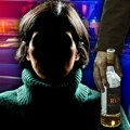 8 сати терора на Новом Београду: Опљачкао странце, па флашом секао радницу! Полиција га савладала!