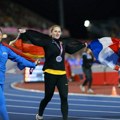 CEO region je zatečen! Adriana sa srpskom zastavom prišla Hrvatici, a ono što su uradile pred kamerama iznenadilo je Balkan