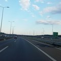 Tokom leta više od 26 miliona vozila prošlo srpskim autoputevima, prihod od putarina 17 milijardi dinara