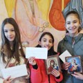 Nagrađeni učenici na literarno-likovnom konkursu na temu „Majka“