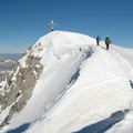 Tajna poginulog oca skrivana u rancu 40 godina Nastradao na planinama, kada su videle šta je unutra, ćerke zanemele od šoka!