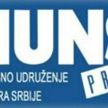 NUNS: Novinari rade u nesigurnim uslovima, sa ograničenim pravima, izloženi pritiscima i napadima
