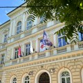 Đaci Zemunske gimnazije obustavili fizičku blokadu škole: "Profesori i direktorka su ispunili naše zahteve"
