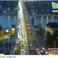 Špic u saobraćaju napravio haos u Beogradu! Gužve na ključnim saobraćajnicama u gradu - evo koje pravce izbegavati! Vozači…