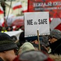 Poljska desna opozicija ne želi sredstva EU za odbranu
