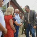 Od karavana do vrata birača: Gde se završava razgovor sa građanima, a gde počinje politička kampanja? (VIDEO)