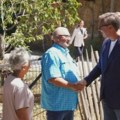 Od karavana do vrata birača: Gde se završava razgovor sa građanima, a gde počinje politička kampanja? (VIDEO)