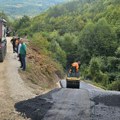 Posle skoro tri decenije novi asfalt prema Slatini