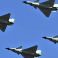 Tajpej: Kina poslala desetine ratnih aviona i više brodova prema Tajvanu