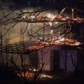 VIDEO: Izgorela vikendica na Paragovu