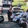 Четири полицајца убијена, четири рањена у Шарлоту (видео)
