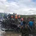 U avionskoj nesreći u Nepalu poginulo 18 osoba, pilot preživeo (VIDEO)
