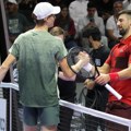 Određen termin meča Novaka Đokovića i Janika Sinera u polufinalu Rolan Garosa