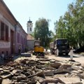 Narednih 10 dana rekonstrukcija parkirališta u Almaškoj 3 i 5 Uređuje se i trotoar