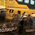 Policija ponovo oduzima autobus Jaćimoviću