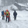 Svih devet žrtava lavine izvučeno iz snega na planini Sijera Nevada u Kaliforniji