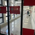 Pet radnika sa plantaže u vlasništvu Milenijum tima završilo u leskovačkoj bolnici sa simptomima trovanja