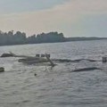 Neverovatan prizor na Dunavu: Nizak vodostaj otkrio brod potonuo pre 90 godina (FOTO, VIDEO)