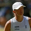 Ига Швјонтек збрисала Шнајдерову за 64 минута