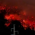Upravo smo dobili zastrašujuću fotografiju iznad Baošića: Ovako izgleda pakao u jednoj slici