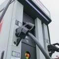 Završen tender za postavljanje elektro-punjača: Do kraja godine biće ih najmanje 113 na auto-putevima