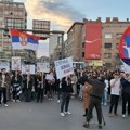 Niški studenti se okupili ispred zgrade suda: Podržali koleginicu iz Novog Sada koja je noćas pretučena (foto, video)