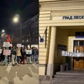 Na večerašnjem protestu najglasniji zvižduci kod sedišta Grada Leskovca (video)