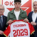 (Video) Zvezda "blindirala" desnog beka: Strahinja Stojković produžio ugovor do 2029. godine