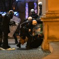 Šta je tonfa, omiljeno sredstvo policije u obračunu sa studentima i građanima: Hladno oružje koje lomi kosti