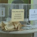 Politička scena u Srbiji – protesti, kampanja i izbori bez datuma