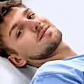 Andrija Jo završio u Urgentnom: Uslikan u kolicima - otkriveni detalji, pomogle mu dve javne ličnosti (foto)