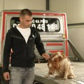 Nemanja sklopio auto od starih delova, nije znao šta sledi: Devojke ga vole više od džipa, mole da ih provozam