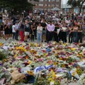 У Сиднеју данас дан жалости након масовног убиства на плажи Бондај, почеле сахране