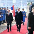 Vučić dočekao Kavelašvilija ispred Palate Srbija Najviše državne počasti za predsednika Gruzije