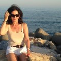 Sa 17 godina otpevala hit "Dođi u pet do pet", plakala zbog Tita, pa nestala: Nakon 40 godina se vratila u Beograd i nije…
