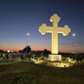 Blokada u Novoj Pazovi i dalje traje: Saobraćaj potpuno obustavljen