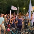 Finalni protest „Pravda spava, vi nećete“: Građani se okupili ispred Muzeja Jugoslavije