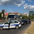Drama u autobusu 604: Mrtav pijan uleteo u autobus, pa napravio haos: Pretio supruzi, vukao je i stezao za ruke