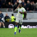 Spektakl: Arsenal video titulu, a onda – hladan tuš u Liverpulu!