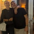 Lepa Brena i Viktor vratili se na isto mesto posle 17 godina! Objavio staru fotografiju: "Ne treba menjati"