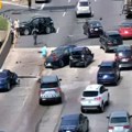 Karambol na putu u Americi: Ukradenim kolima Hitne pomoći bežao od policije, udarao u automobile, dve osobe povređene