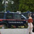 Dečaka (1) iz Srbije majka pronašla na ulici u Italiji: Sumnja se da ga je udario automobil, policija ispituje sve okolnosti