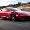 Tesla opet spušta cene električnih automobila