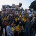 Desetine hiljada Izraelaca na protestu povodom pola godine zatočeništva talaca u Gazi