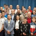 Predsednik Sportskog saveza Davor Štefanek u Levosoju, škole dobile poklone (foto)