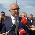 Premijer Vučević o integrisanom graničnom prelazu: Nadam se da će auto-put Kuzmin - Rača biti završen do kraja godine