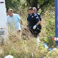 Potresne scene u Mladenovcu: Pogrebnici i policija odneli Lukino telo sa mesta nesreće