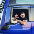 "Dete je BILO ZAROBLJENO, A auto se PUNIO VODOM": Ovo je Aleksandar, tihi heroj koji se kao ANĐEO ČUVAR našao na putu kod…