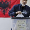 CIK: Izlaznost na parlamentarnim izborima u Albaniji do 17 časova - 38,63 odsto